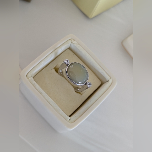 Lenox Silver Ring with White Center Stone - Picture 5 of 8